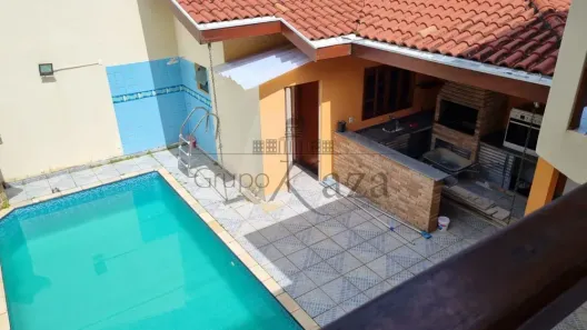 Casa de Condomínio com 3 Quartos à venda, 228m² no Urbanova III, São José dos Campos