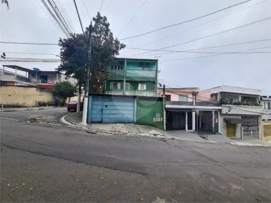 Casa com 2 Quartos à venda, 250m² no Parque Maria Fernandes, São Paulo