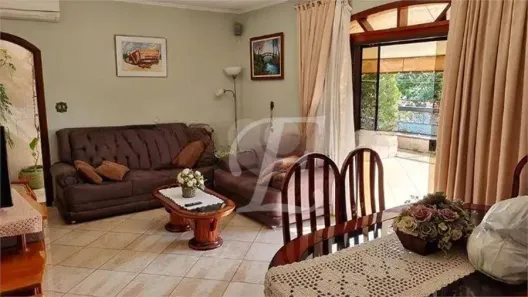 Sobrado com 3 Quartos à venda, 224m² no Bortolândia, São Paulo