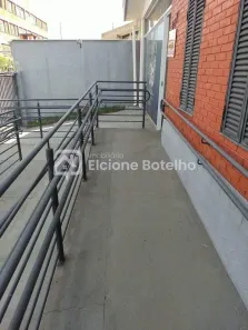 Prédio Comercial para alugar, 200m² no Cazeca, Uberlândia