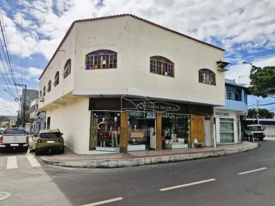 Imóvel Comercial à venda, 200m² no Feu Rosa, Serra