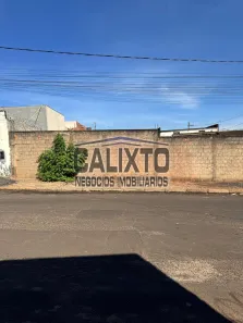 Lote/Terreno à venda, 275m² no Maravilha, Uberlândia