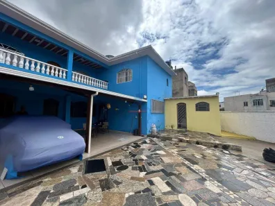 Casa com 3 Quartos à venda, 240m² no Amazonas, Contagem