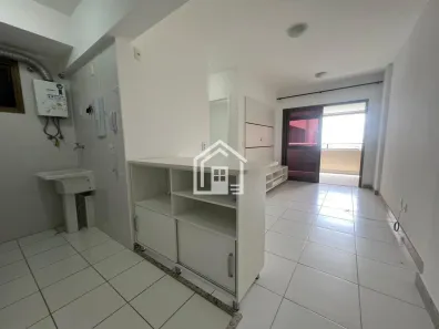 Apartamento com 1 Quarto para alugar, 45m² no Alphaville I, Salvador