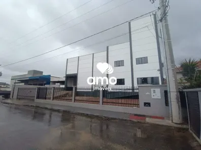 Galpão/Depósito/Armazém para alugar, 1224m² no Limoeiro, Brusque