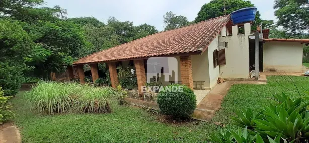 Fazenda/Sítio com 3 Quartos à venda, 211m² no Chácara Recreio Vista Alegre, Botucatu