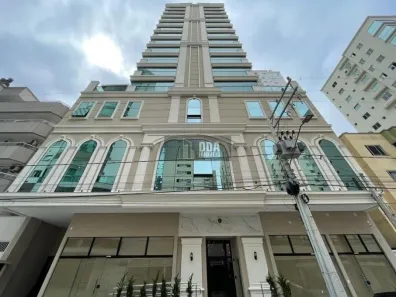 Apartamento com 3 Quartos à venda, 122m² no Meia Praia, Itapema