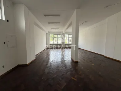 Sala Comercial para alugar, 260m² no Centro, Blumenau