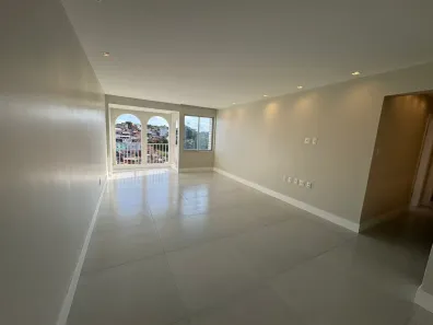 Apartamento com 3 Quartos à venda, 110m² no Ondina, Salvador