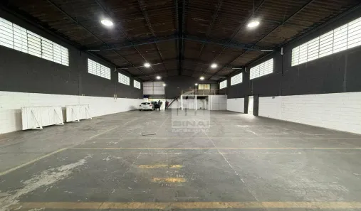 Galpão/Depósito/Armazém para alugar, 591m² no Piratininga, Osasco