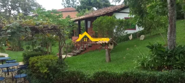Fazenda/Sítio com 10 Quartos à venda, 832m² no Bichinho, Prados