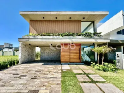 Sobrado com 4 Quartos à venda, 242m² no XANGRI-LÁ, Xangri-lá