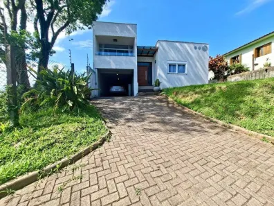Casa com 3 Quartos para alugar, 211m² no Hamburgo Velho, Novo Hamburgo