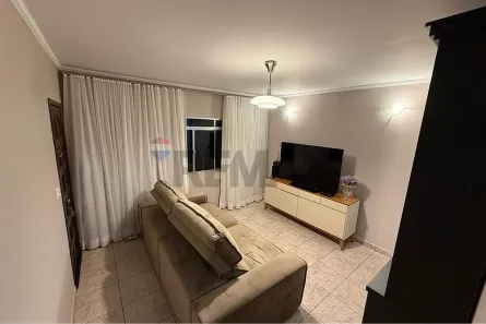 Casa com 2 Quartos para alugar, 180m² no Vila Serralheiro, São Paulo