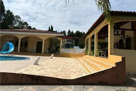 Fazenda/Sítio com 3 Quartos à venda, 330m² no Fazenda D'Oeste I, Araçoiaba da Serra