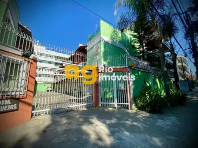 Casa de Condomínio com 2 Quartos à venda, 139m² no Vila Valqueire, Rio de Janeiro