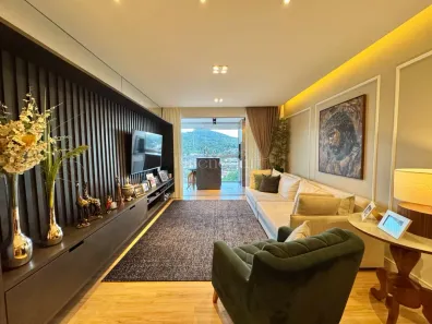Apartamento com 3 Quartos à venda, 130m² no Saguaçu, Joinville