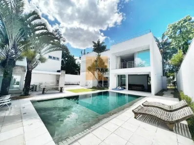 Casa com 3 Quartos para venda ou aluguel, 850m² no Jardim América, São Paulo