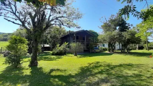 Fazenda/Sítio com 3 Quartos à venda, 300m² no Centro, Osório
