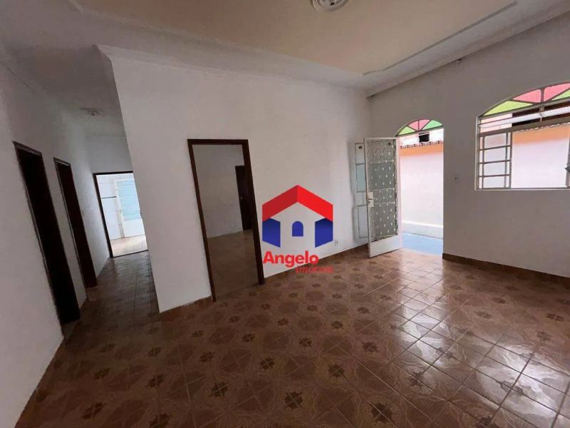 Casa com 4 quartos — Jardim Leblon, Belo Horizonte