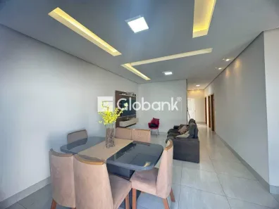 Casa com 3 Quartos à venda, 12m² no Vila Nova, Montes Claros