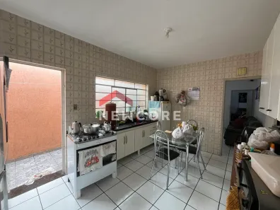 Casa com 2 Quartos à venda, 125m² no Vila Nogueira, Taubaté