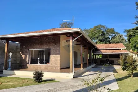 Fazenda/Sítio com 2 Quartos à venda, 264m² no Vila Amaral, São Roque