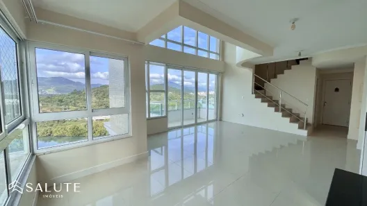 Apartamento com 3 Quartos para alugar, 139m² no Centro, Balneário Camboriú