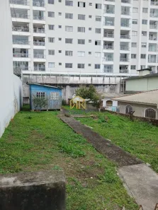Lote/Terreno à venda, 375m² no Barreiros, São José