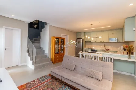 Casa de Condomínio com 3 Quartos à venda, 166m² no Santa Felicidade, Curitiba
