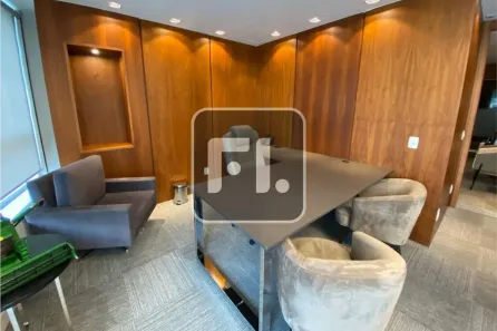 Sala Comercial à venda, 110m² no Vila Olímpia, São Paulo