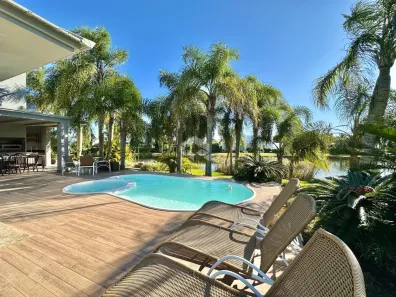 Casa de Condomínio com 5 Quartos à venda, 430m² no , Xangri-Lá