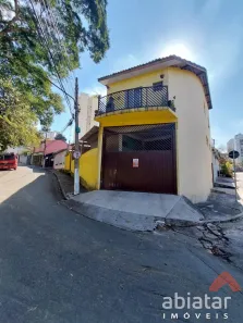 Casa com 3 Quartos para alugar, 98m² no Chácara Agrindus, Taboão da Serra