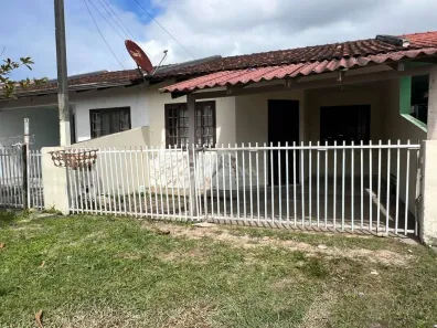 Casa com 2 Quartos para alugar, 50m² no Guaratuba, Guaratuba
