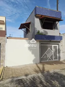 Casa com 3 Quartos à venda, 117m² no Alecrim, Natal
