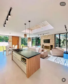 Casa de Condomínio com 3 Quartos à venda, 230m² no Itaipava, Petrópolis