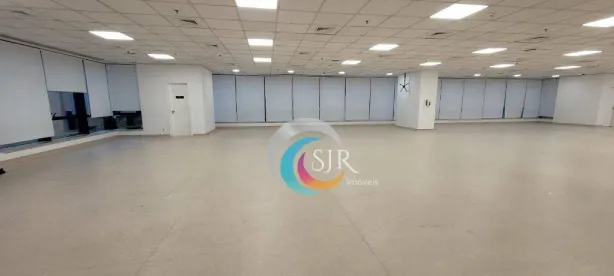 Sala Comercial para alugar, 220m² no Vila Olímpia, São Paulo