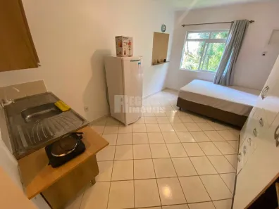 Kitnet com 1 Quarto para alugar, 25m² no Trindade, Florianópolis