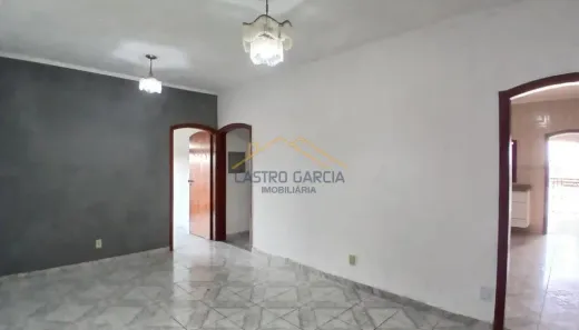 Casa com 2 Quartos para alugar, 130m² no Cidade Jardim, Americana
