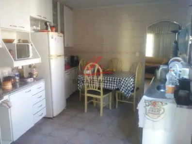 Sobrado com 5 Quartos à venda, 200m² no Jardim Anchieta, Mauá