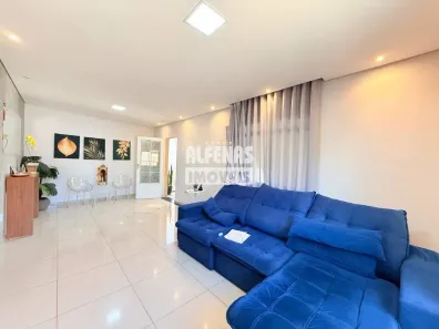 Casa com 3 Quartos à venda, 220m² no Nossa Senhora do Carmo, Contagem