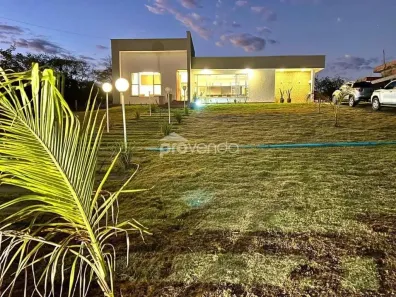 Fazenda/Sítio com 4 Quartos à venda, 455m² no Setor Central, Hidrolândia