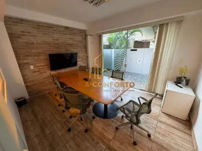 com 6 Quartos para alugar, 240m² no Jardim Paulistano, São Paulo