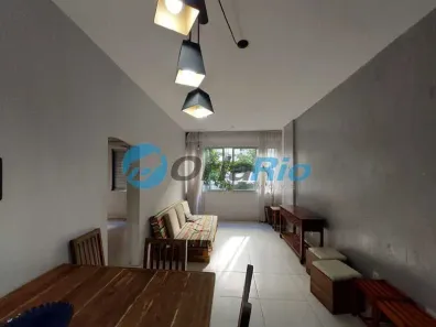 Apartamento com 2 Quartos à venda, 61m² no Leme, Rio de Janeiro