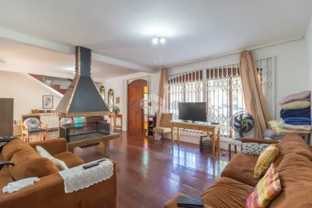 Casa com 4 Quartos à venda, 300m² no Nonoai, Porto Alegre