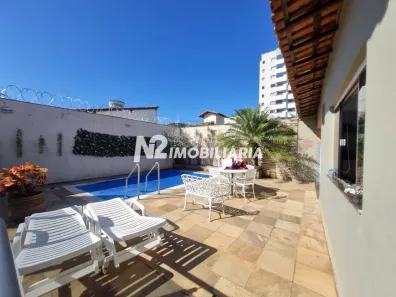 Casa com 3 Quartos à venda, 208m² no Santa Mônica, Uberlândia