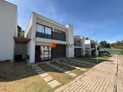 Casa de Condomínio com 3 Quartos para alugar, 209m² no Garças, Belo Horizonte
