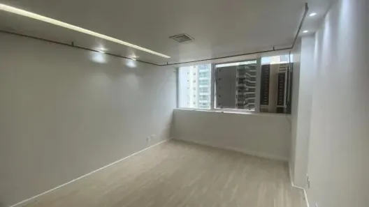 Sala Comercial à venda, 36m² no Caminho das Árvores, Salvador