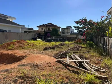 à venda, 451m² no Condomínio Residencial Monte Carlo, São José dos Campos