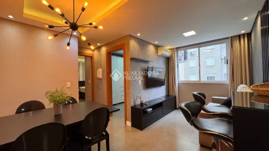 Apartamento com 2 Quartos para alugar, 68m² no Olaria, Canoas